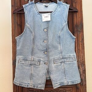 🆕 American Eagle Denim Vest 🆕